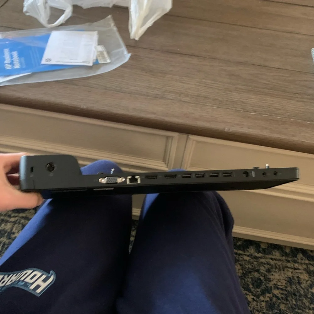 HP docking station